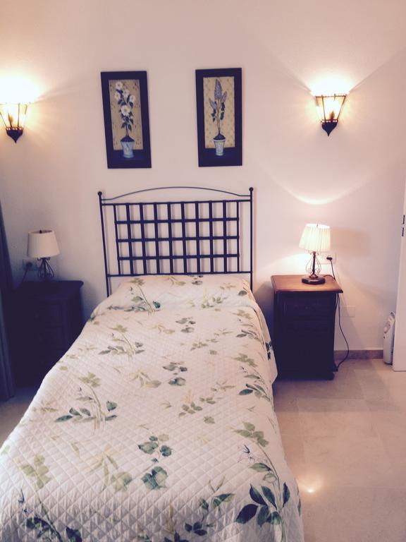 Dominion Apartments Estepona Pokoj fotografie